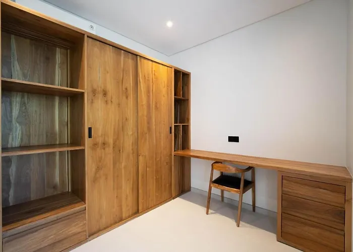 Six Palm 2br With Rooftop Near Padang * Pecatu (Bali)
