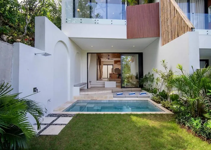 Six Palm 2br With Rooftop Near Padang Villa