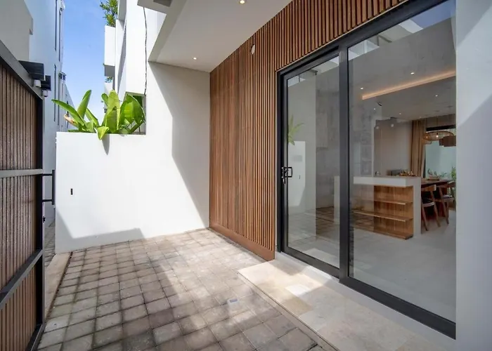 Six Palm 2br With Rooftop Near Padang *