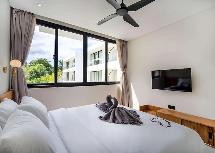 Villa Six Palm 2br With Rooftop Near Padang Pecatu (Bali)