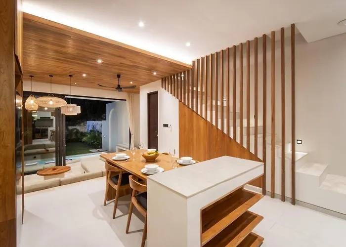 Six Palm 2br With Rooftop Near Padang Villa *