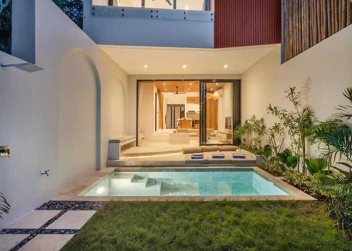 Six Palm 2br With Rooftop Near Padang Pecatu (Bali)